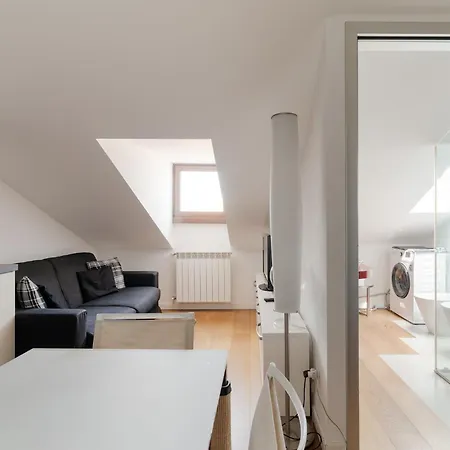 Guesthost - Darsena Bright * ميلان