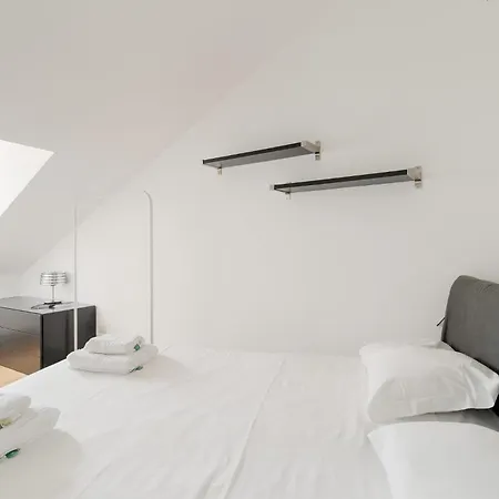 Guesthost - Darsena Bright شقة ميلان